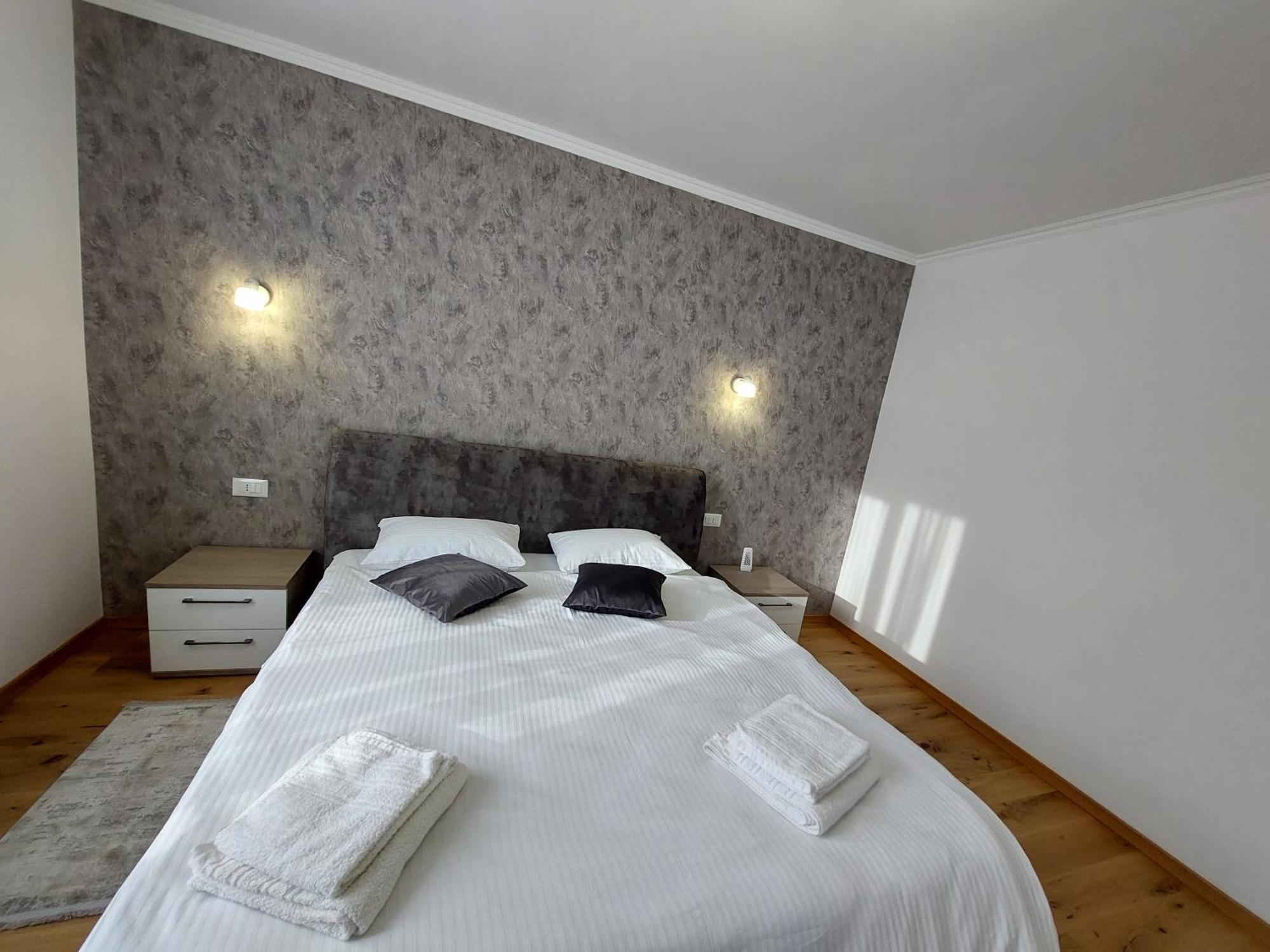 Trandafirului Residence Central 수체아바 외부 사진